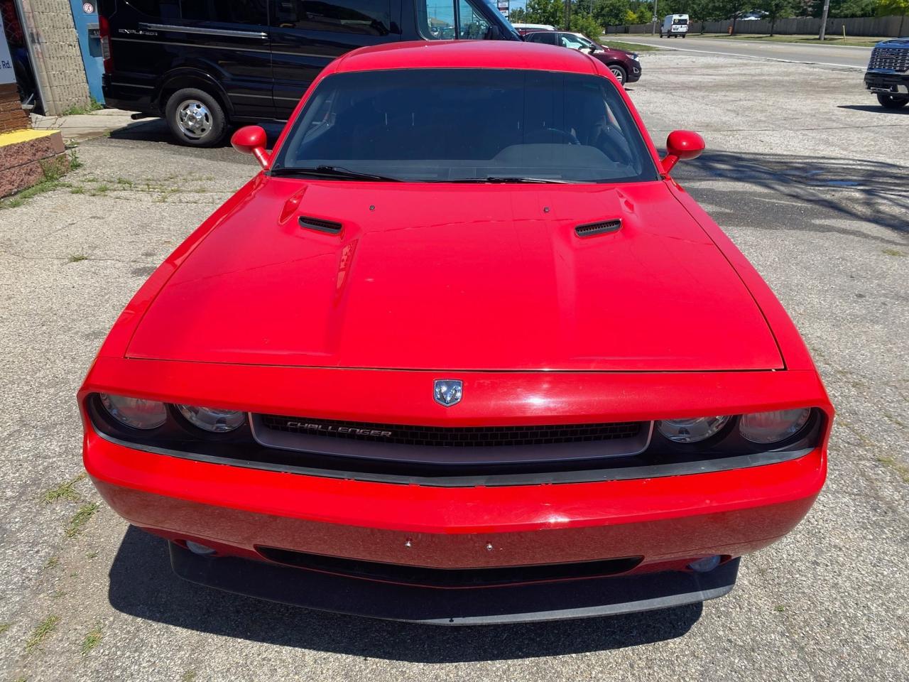 2009 Dodge Challenger 2dr Cpe - Photo #6