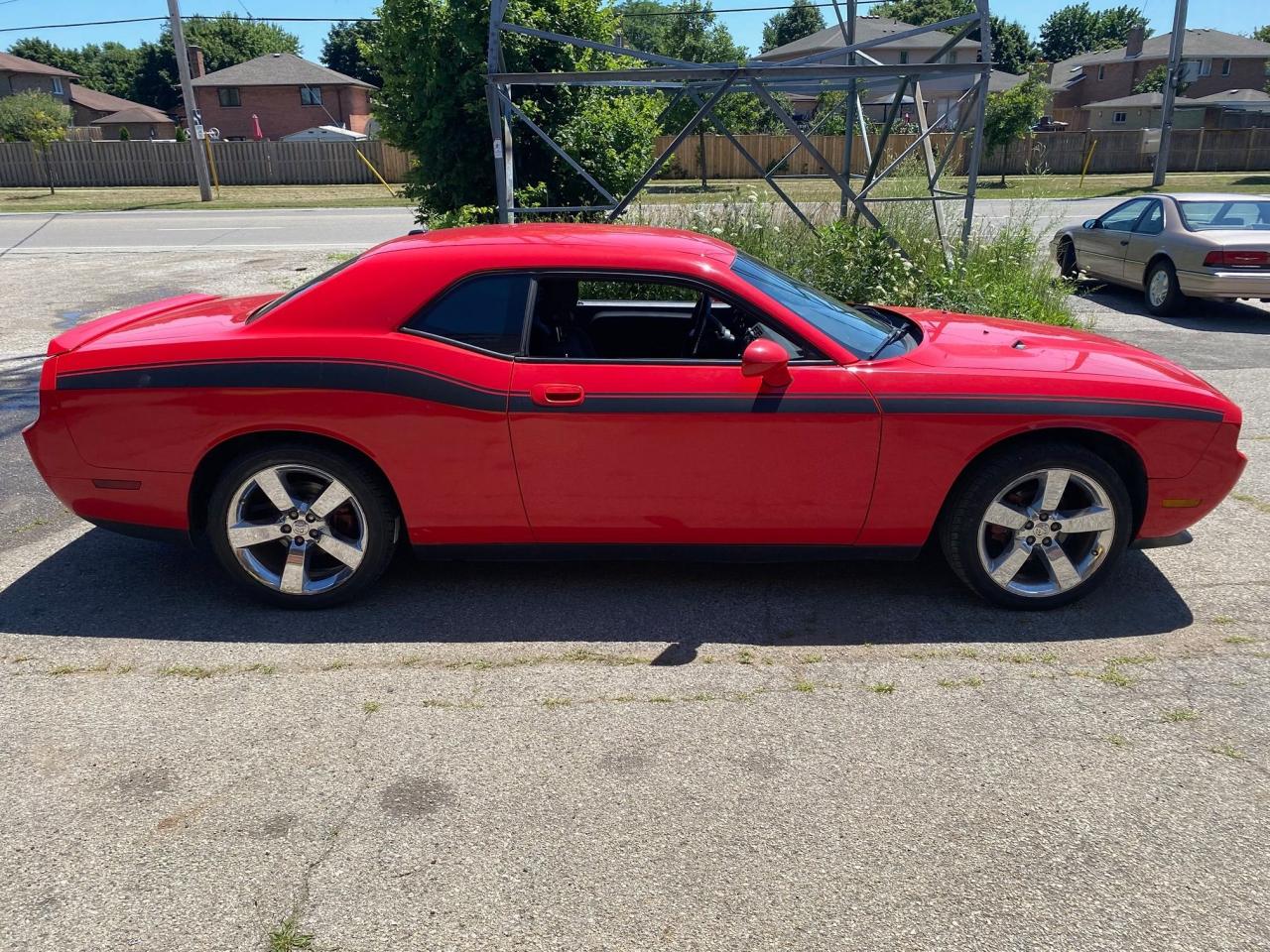 2009 Dodge Challenger 2dr Cpe - Photo #9