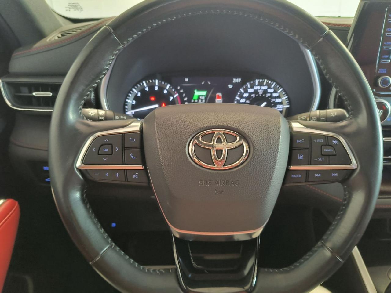 2021 Toyota Highlander XSE Photo0