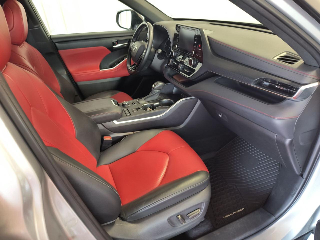 2021 Toyota Highlander XSE Photo0