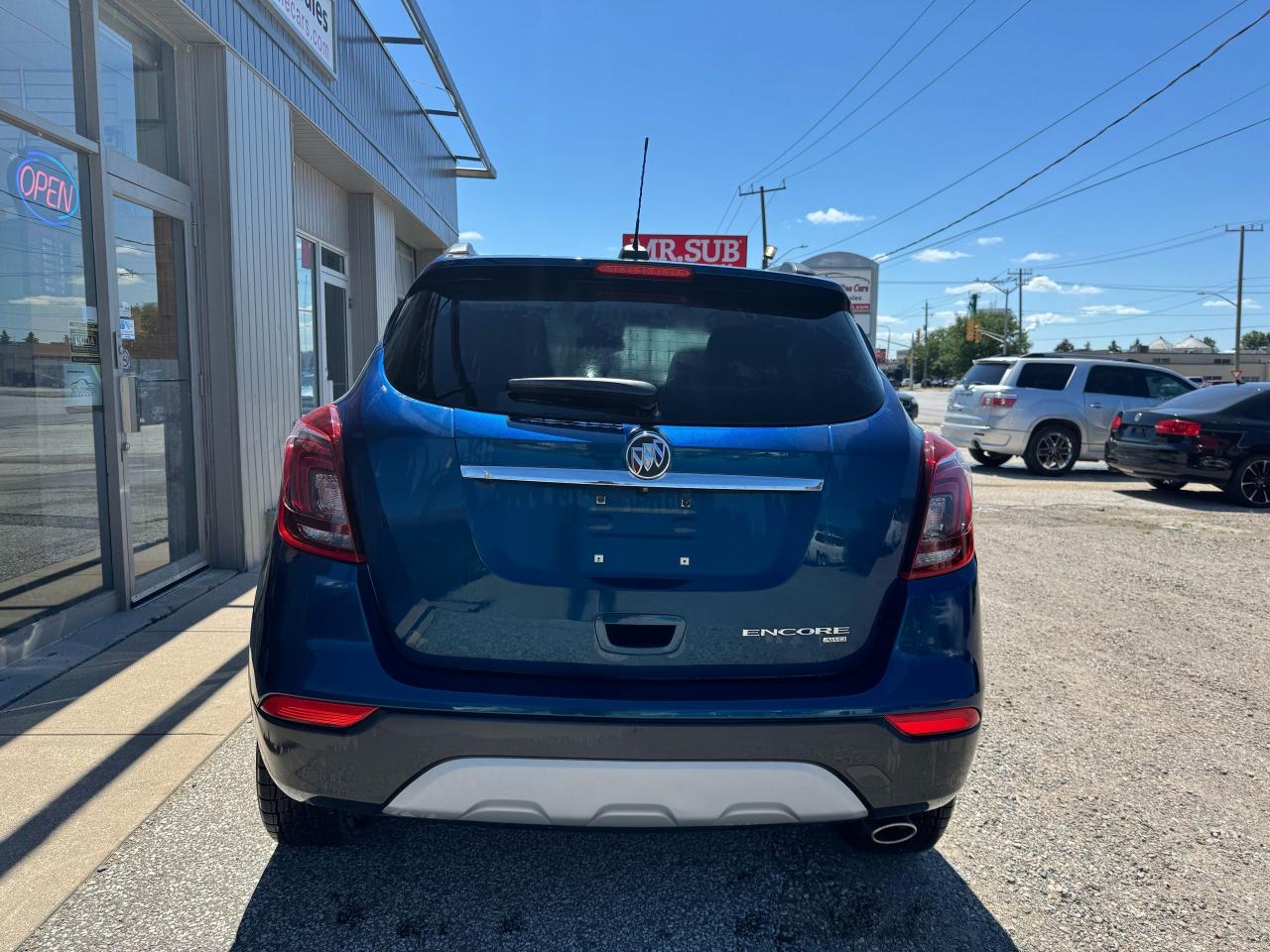 2019 Buick Encore Essence Photo4