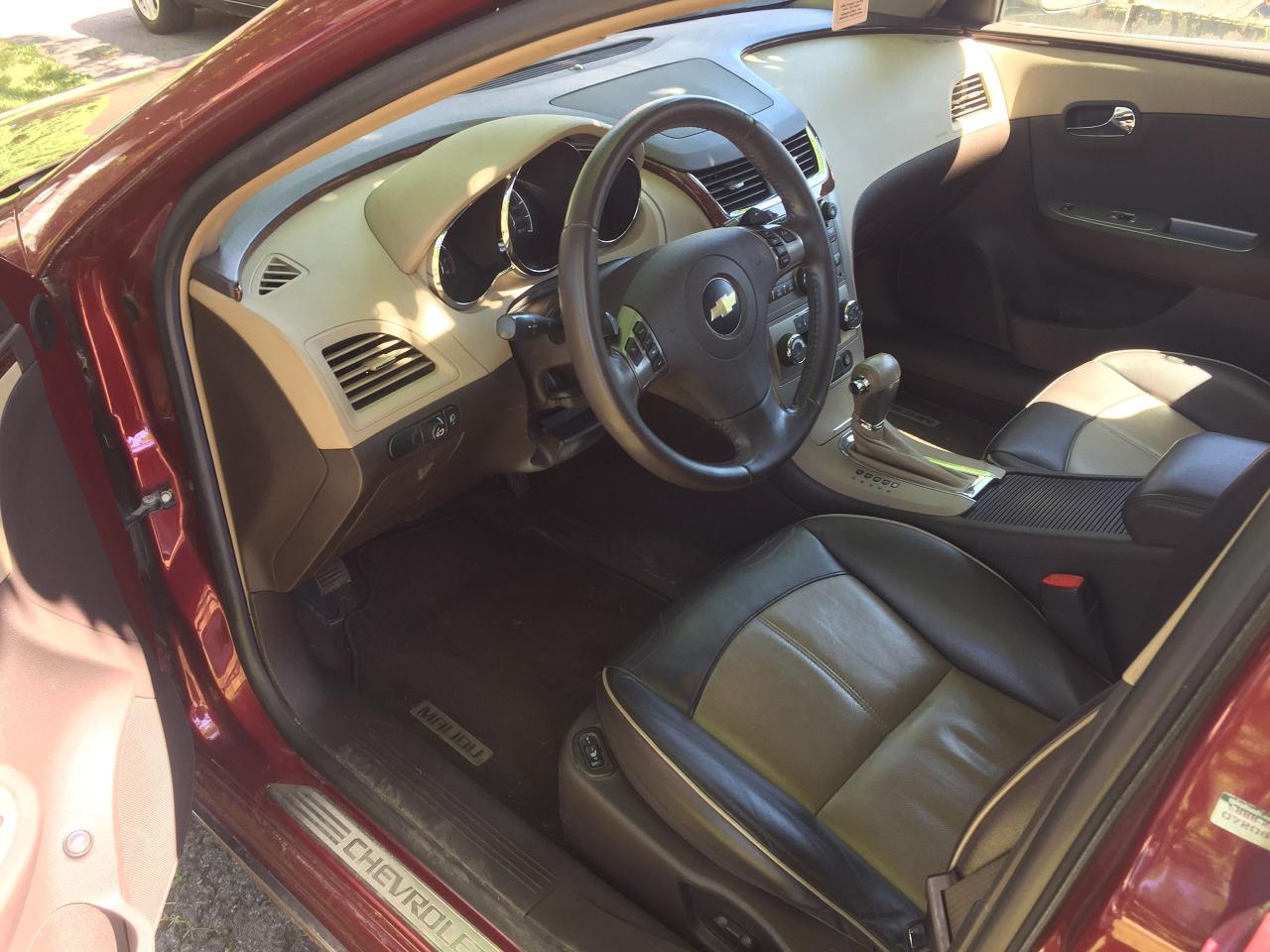 2009 Chevrolet Malibu LTZ - With Aftermarket Alloys - Photo #2