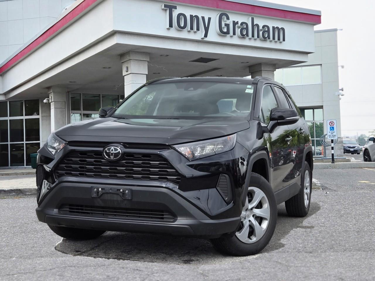 Used 2020 Toyota RAV4 LE for sale in Ottawa, ON