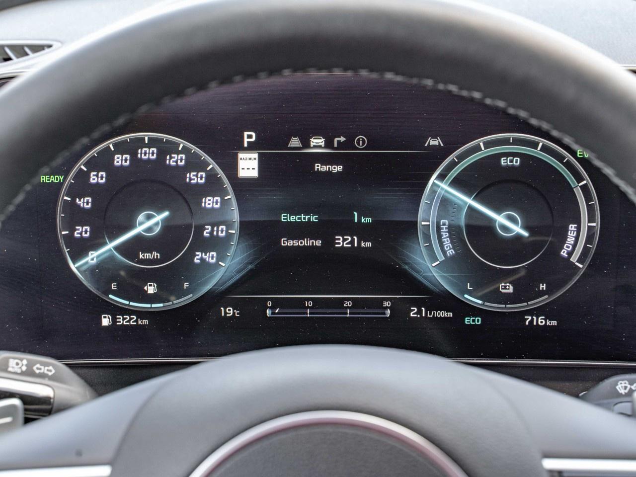 2025 Kia Sportage Plug-In Hybrid SX AWD w/Red Interior Photo