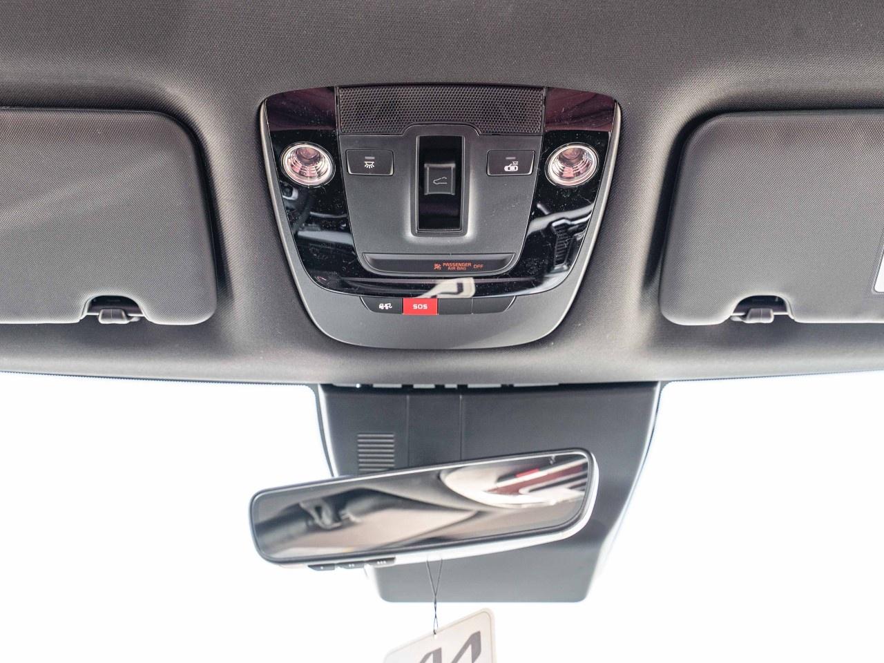 2025 Kia Sportage Plug-In Hybrid SX AWD w/Red Interior Photo