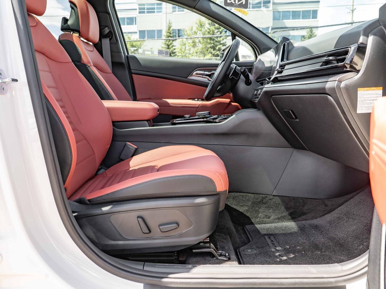 2025 Kia Sportage Plug-In Hybrid SX AWD w/Red Interior Photo