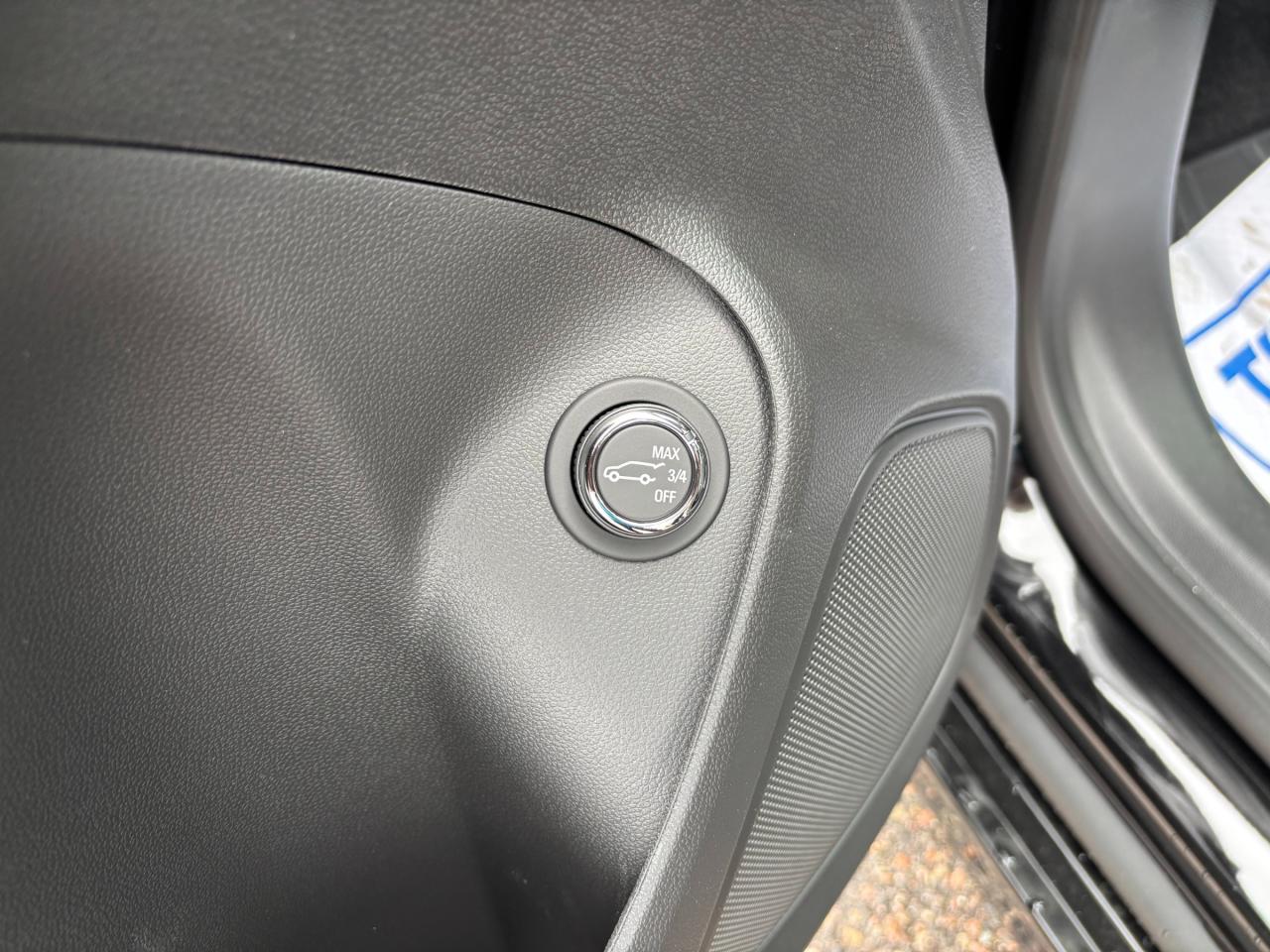 2026 Buick Encore GX Sport Touring 2026 Buick Encore GX ST AWD Photo