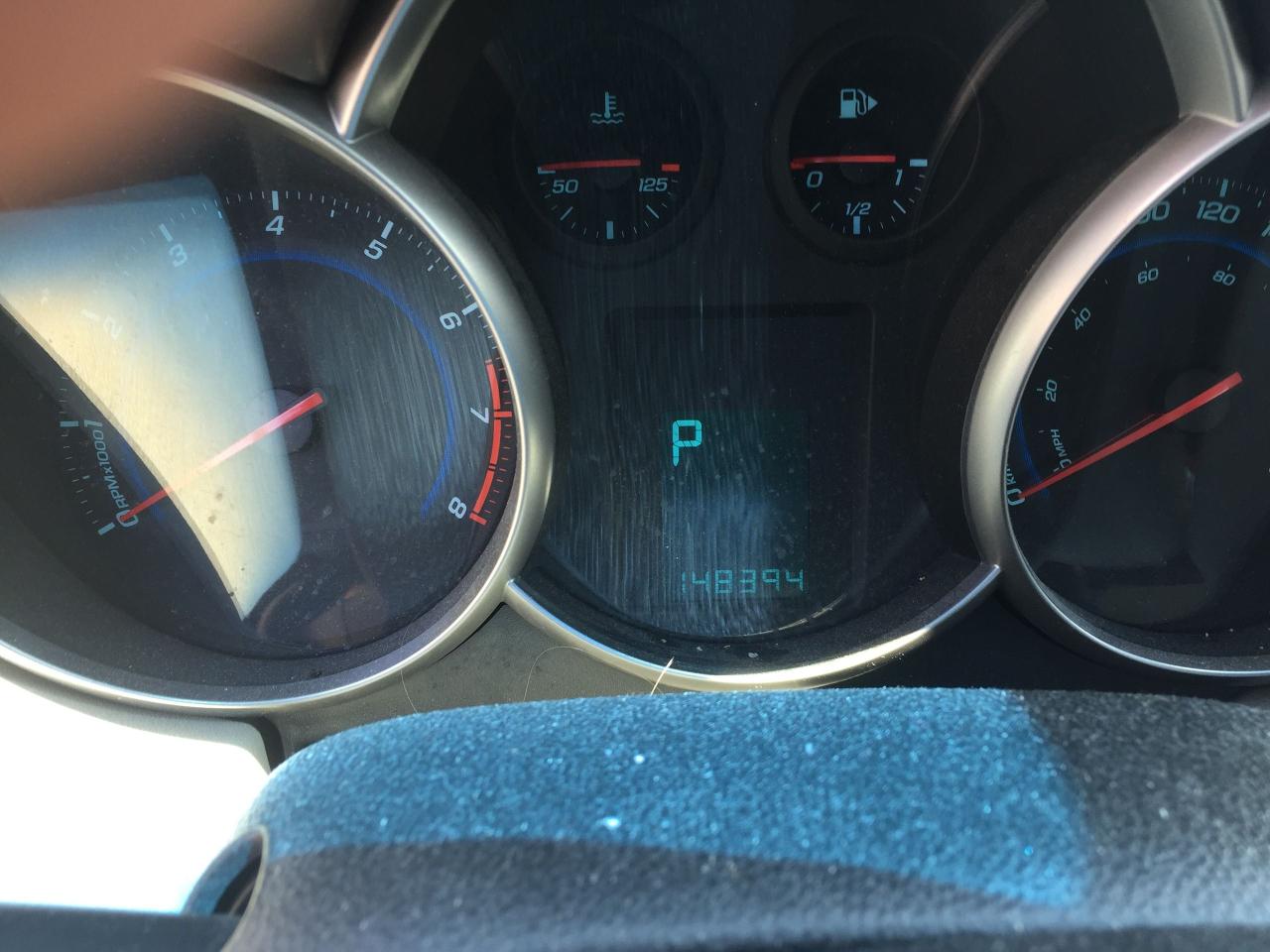 2011 Chevrolet Cruze LS+ w/1SB - Photo #2