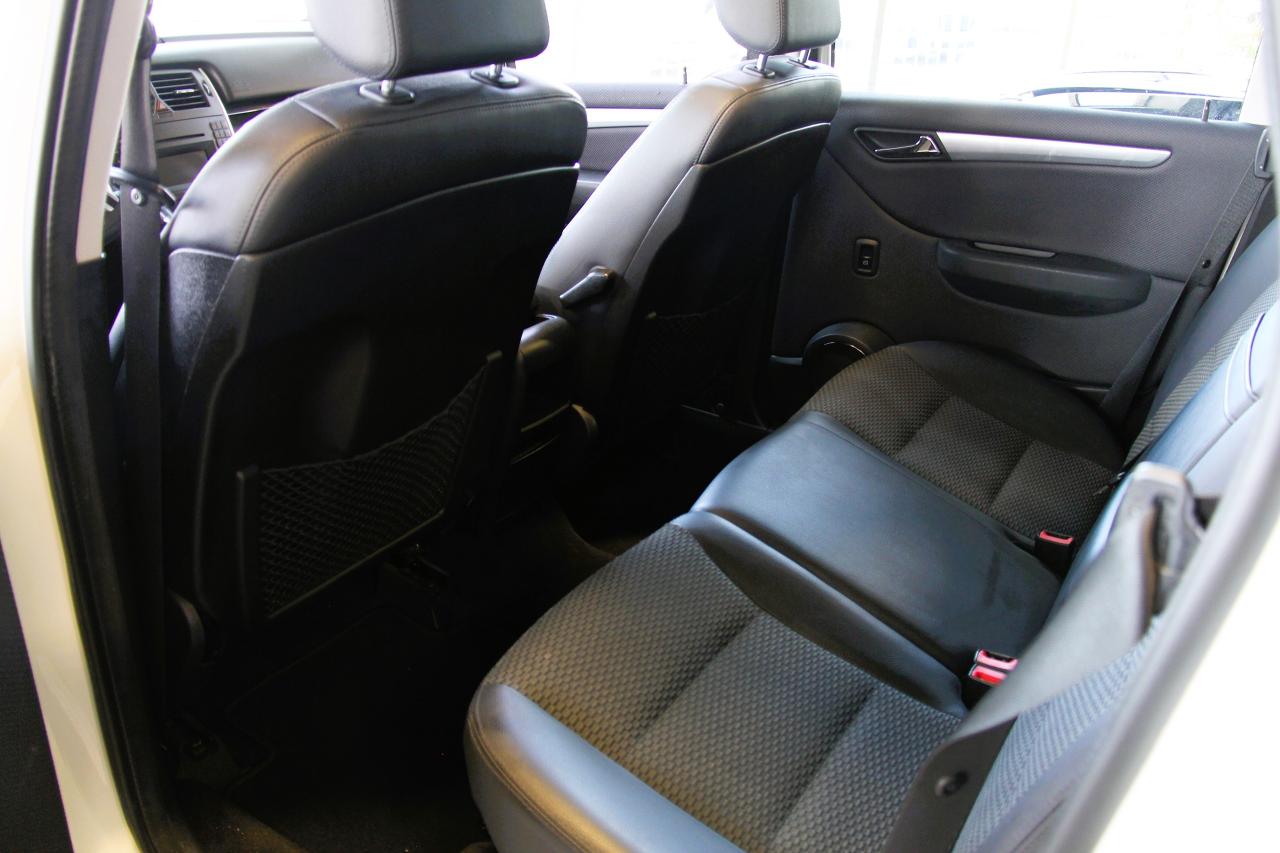 2011 Mercedes-Benz B-Class 4dr HB B 200 Turbo - Photo #6