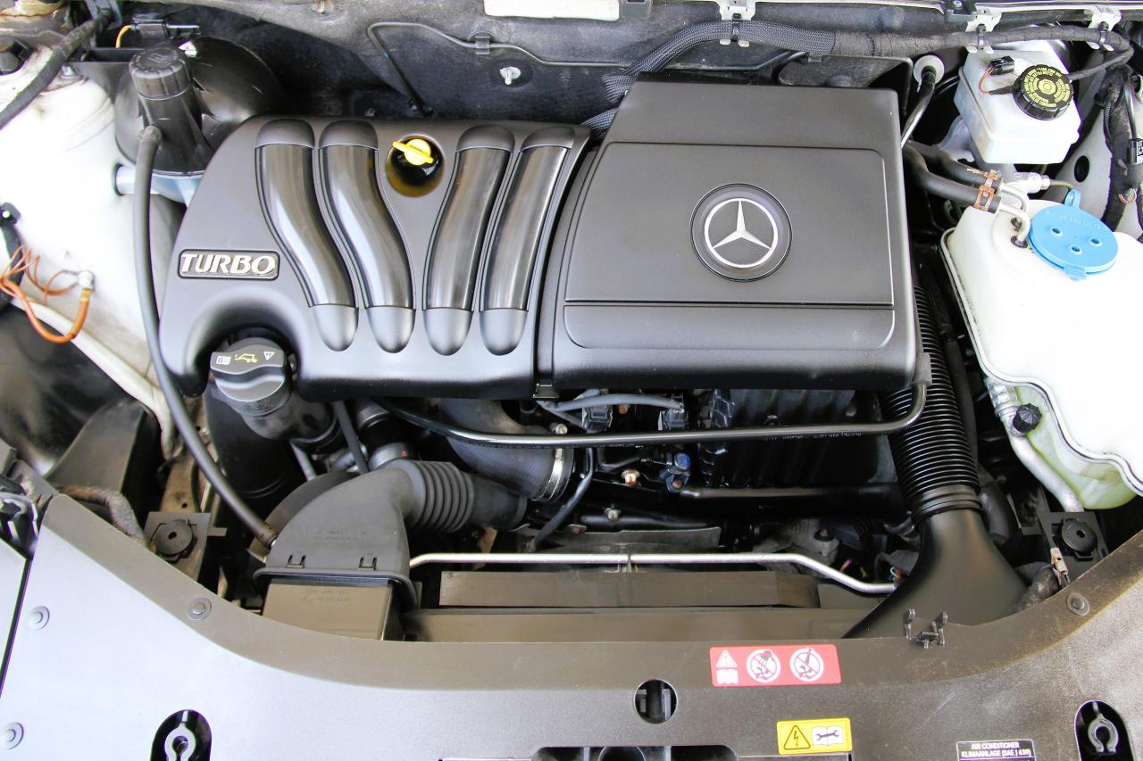 2011 Mercedes-Benz B-Class 4dr HB B 200 Turbo - Photo #10
