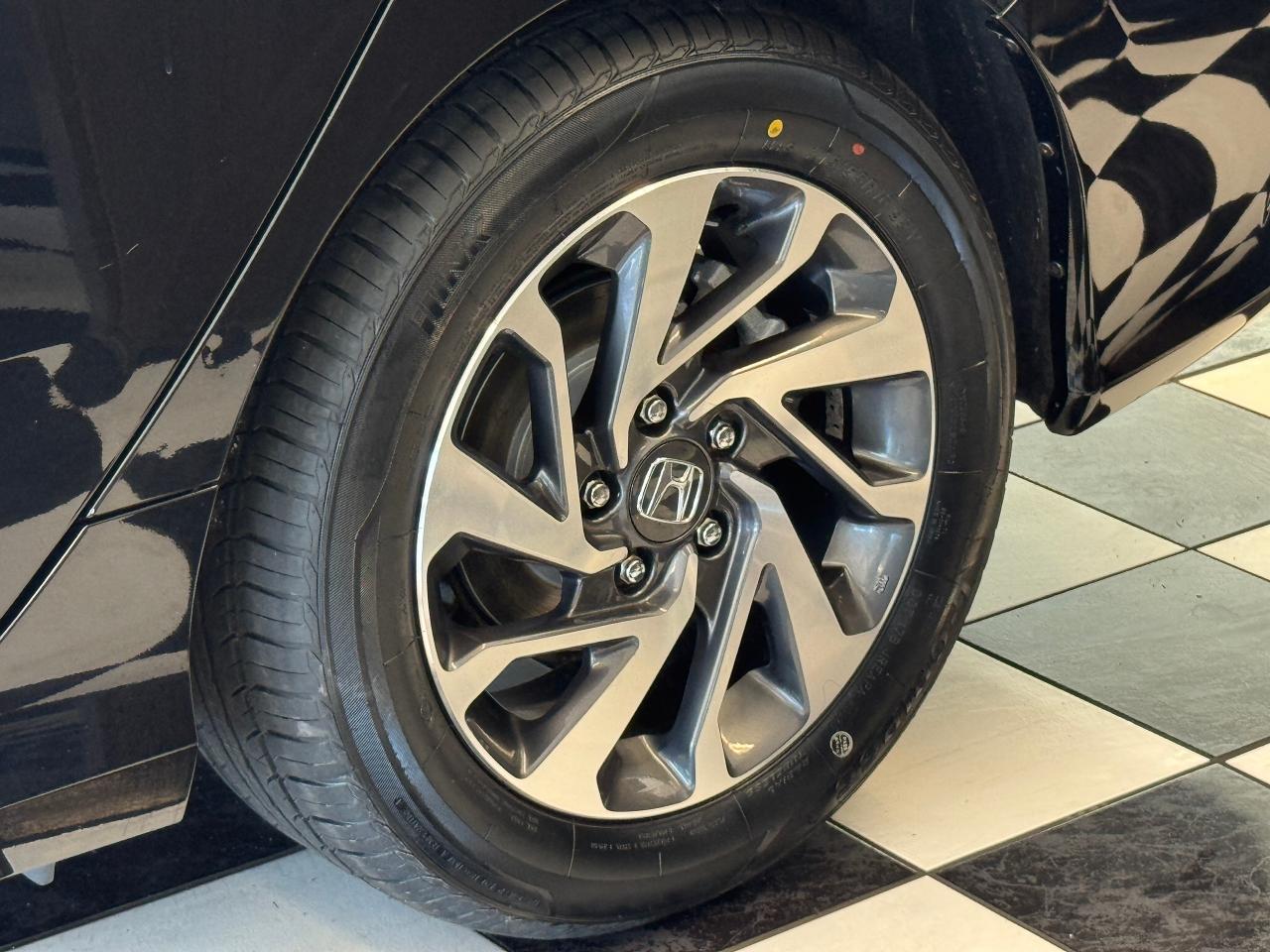 2018 Honda Civic SE+New Tires+Brakes+Adaptive Cruise+CLEAN CARFAX Photo51