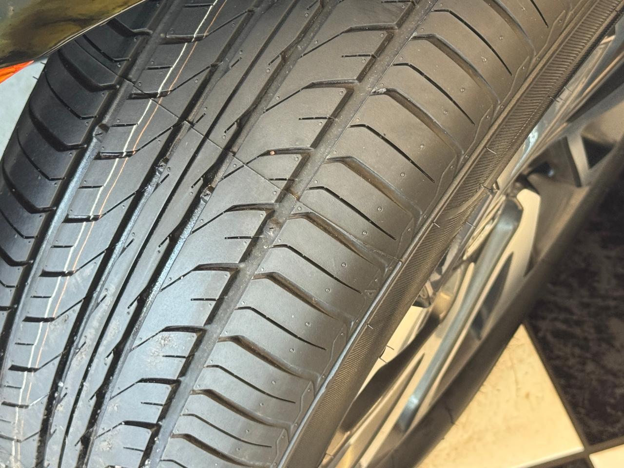 2018 Honda Civic SE+New Tires+Brakes+Adaptive Cruise+CLEAN CARFAX - Photo #6