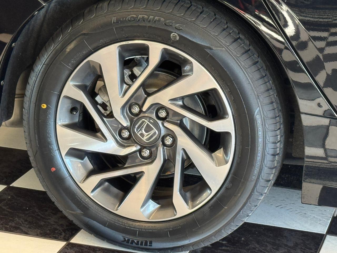 2018 Honda Civic SE+New Tires+Brakes+Adaptive Cruise+CLEAN CARFAX Photo114