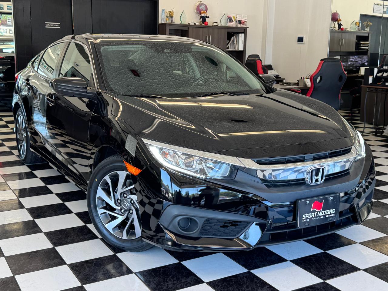 2018 Honda Civic SE+New Tires+Brakes+Adaptive Cruise+CLEAN CARFAX Photo18
