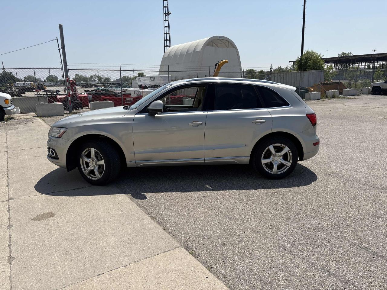 2013 Audi Q5 2.0L Premium - Photo #3