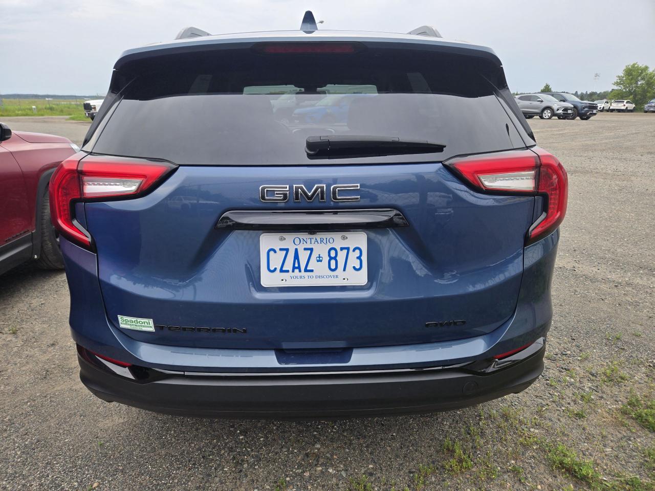 2024 GMC Terrain SLE - Photo #5