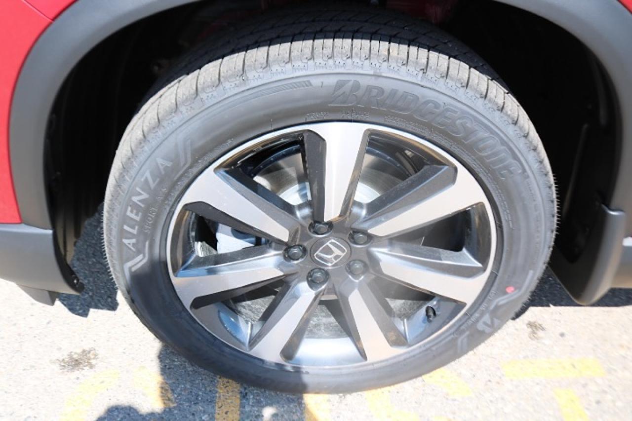 2025 Honda Pilot Touring Photo