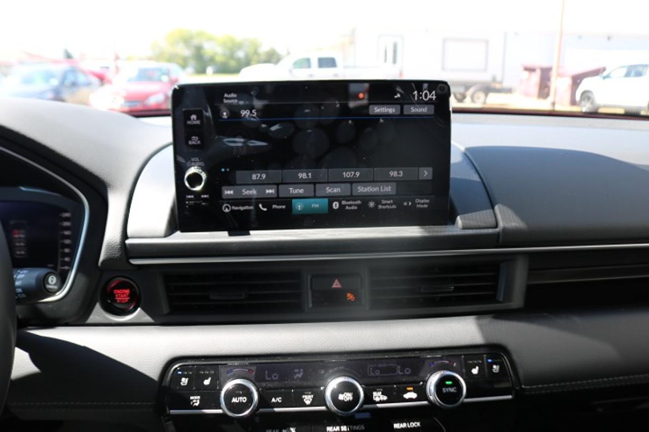 2025 Honda Pilot Touring Photo