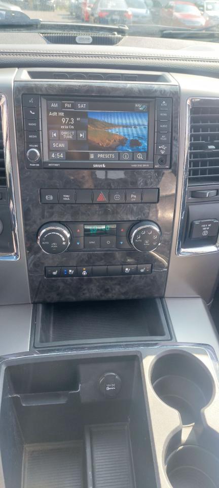 2012 RAM 3500 4WD Crew Cab 169" Laramie Limited - Photo #24