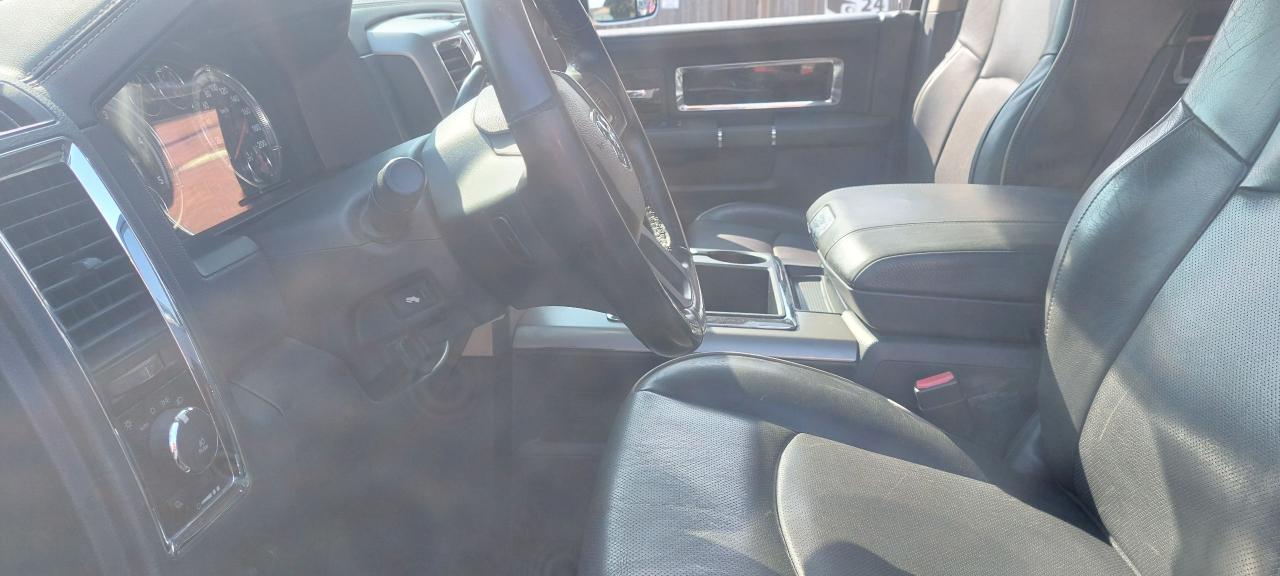2012 RAM 3500 4WD Crew Cab 169" Laramie Limited - Photo #21