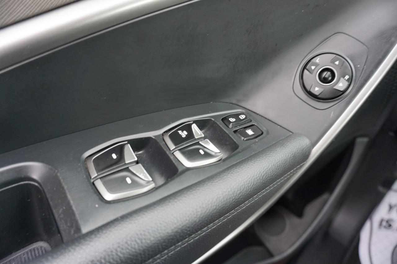 2018 Hyundai Santa Fe SPORT CERTIFIED *ACCIDENT FREE* CAMERA BLUETOOTH HEATED SEATS CRUISE ALLOYS - Photo #26