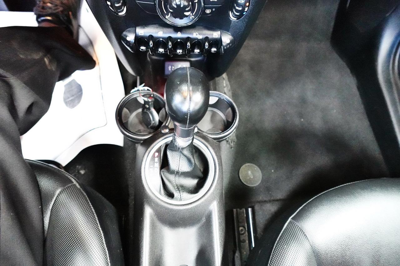 2015 MINI Cooper Convertible NO ACCIDENT, WELL MAINTAINED - Photo #24