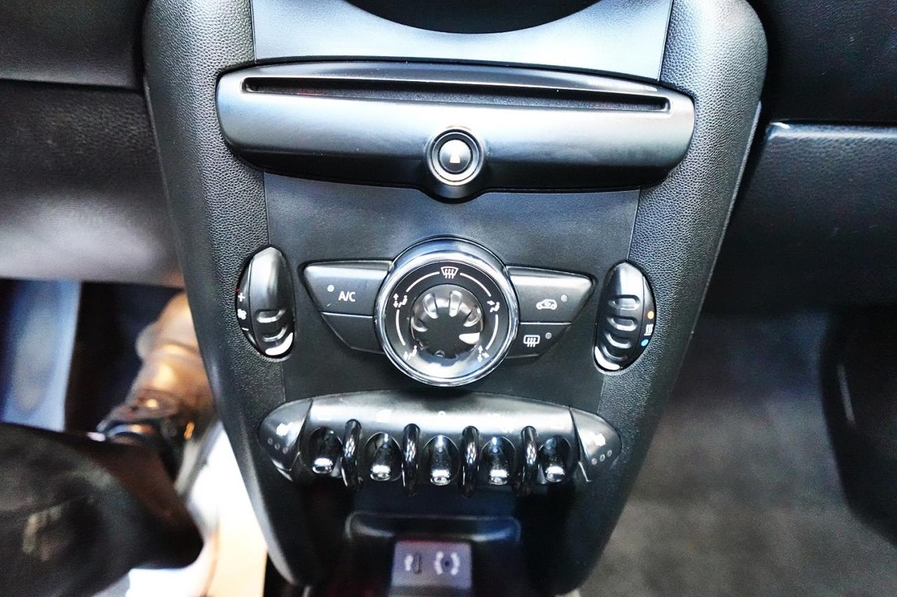 2015 MINI Cooper Convertible NO ACCIDENT, WELL MAINTAINED - Photo #22