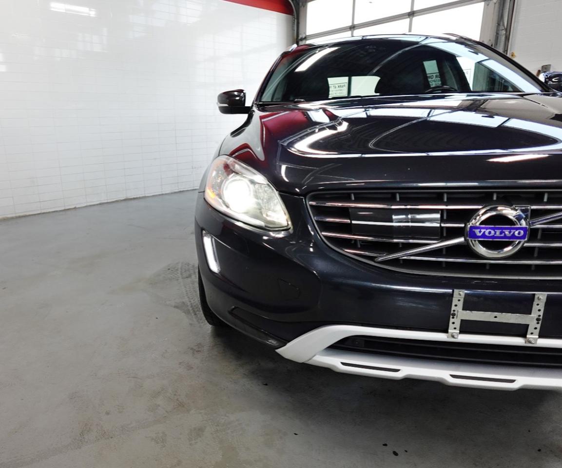 2017 Volvo XC60 LOW KM, NO ACCIDENT, FULLY DEALER MAINTAINED - Photo #34