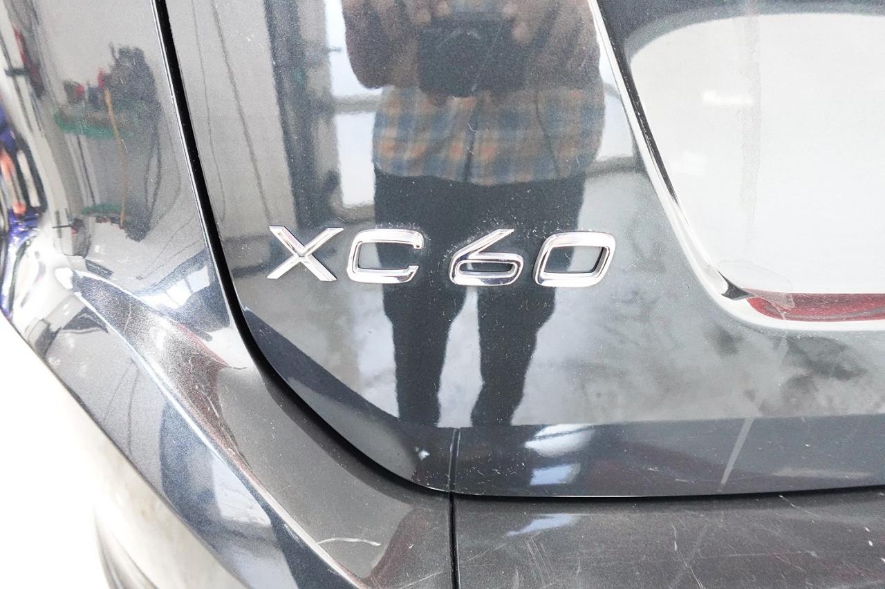 2017 Volvo XC60 LOW KM, NO ACCIDENT, FULLY DEALER MAINTAINED - Photo #7