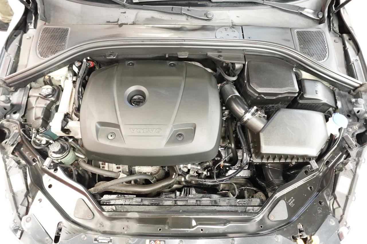 2017 Volvo XC60 LOW KM, NO ACCIDENT, FULLY DEALER MAINTAINED - Photo #33