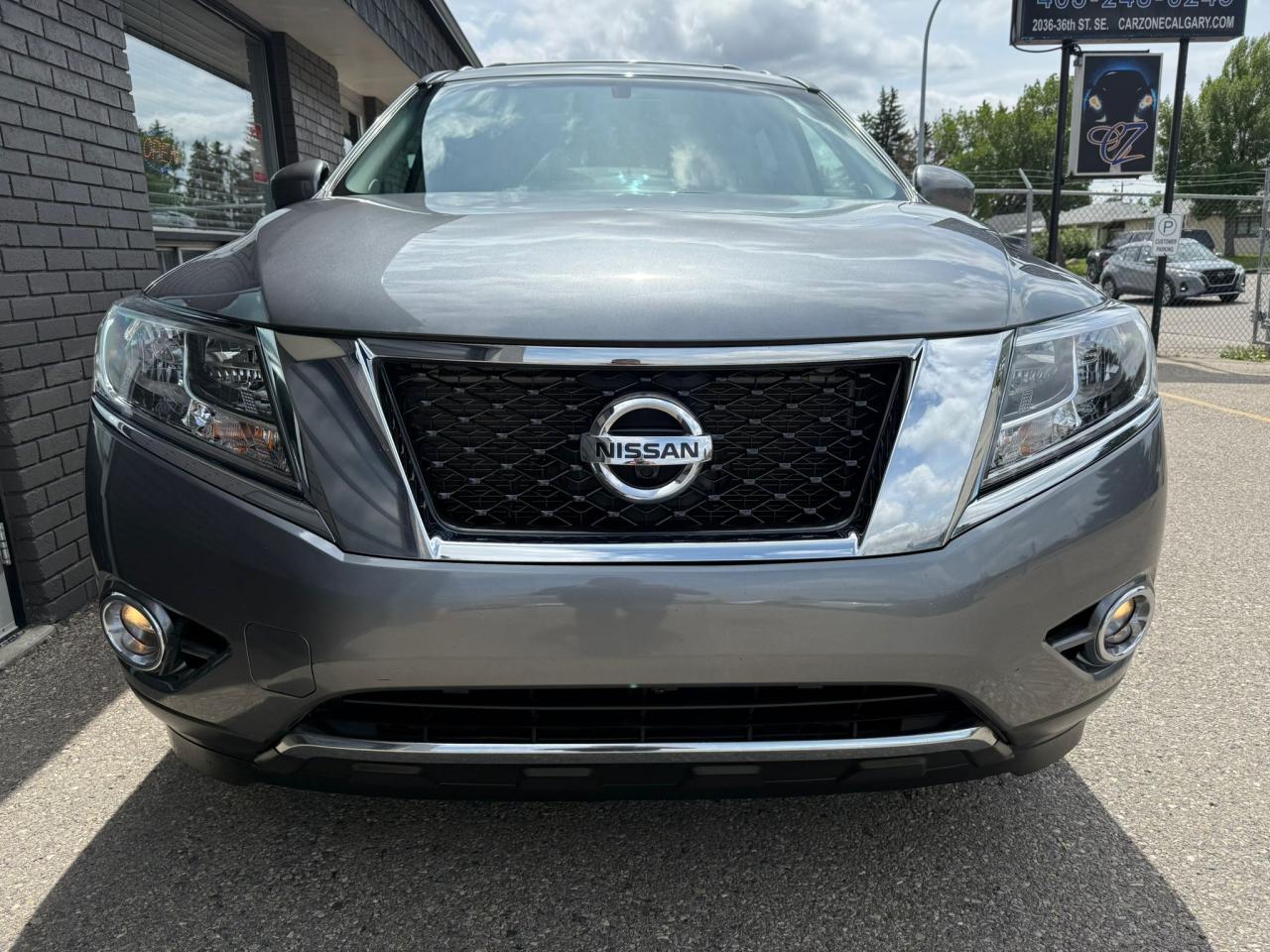 2015 Nissan Pathfinder Platinum | DVD | Loaded | Finance Options - Photo #5