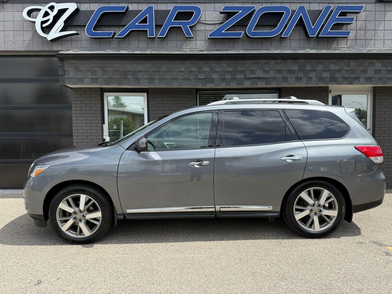 2015 Nissan Pathfinder Platinum | DVD | Loaded | Finance Options - Photo #8