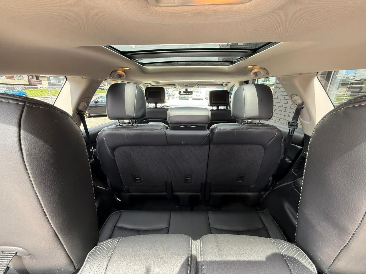 2015 Nissan Pathfinder Platinum | DVD | Loaded | Finance Options - Photo #11