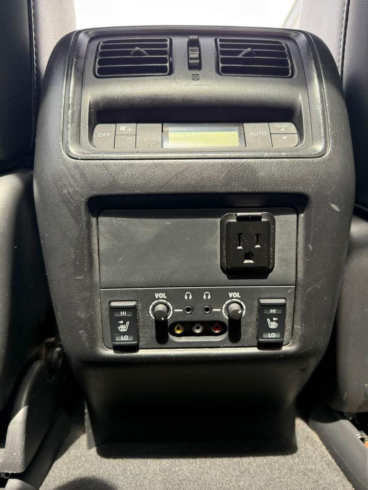 2015 Nissan Pathfinder Platinum | DVD | Loaded | Finance Options - Photo #16