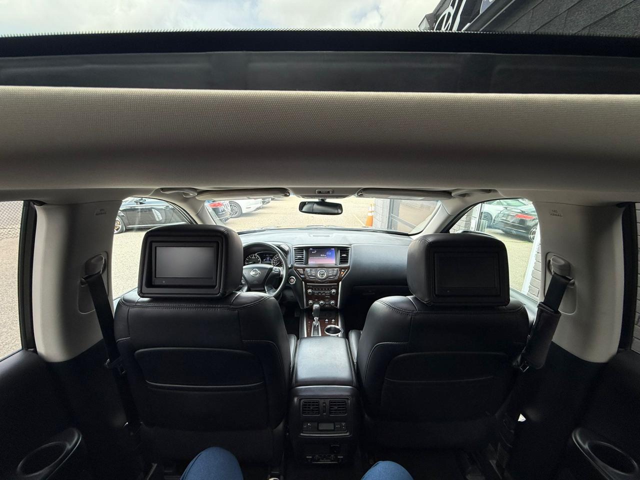 2015 Nissan Pathfinder Platinum | DVD | Loaded | Finance Options - Photo #17
