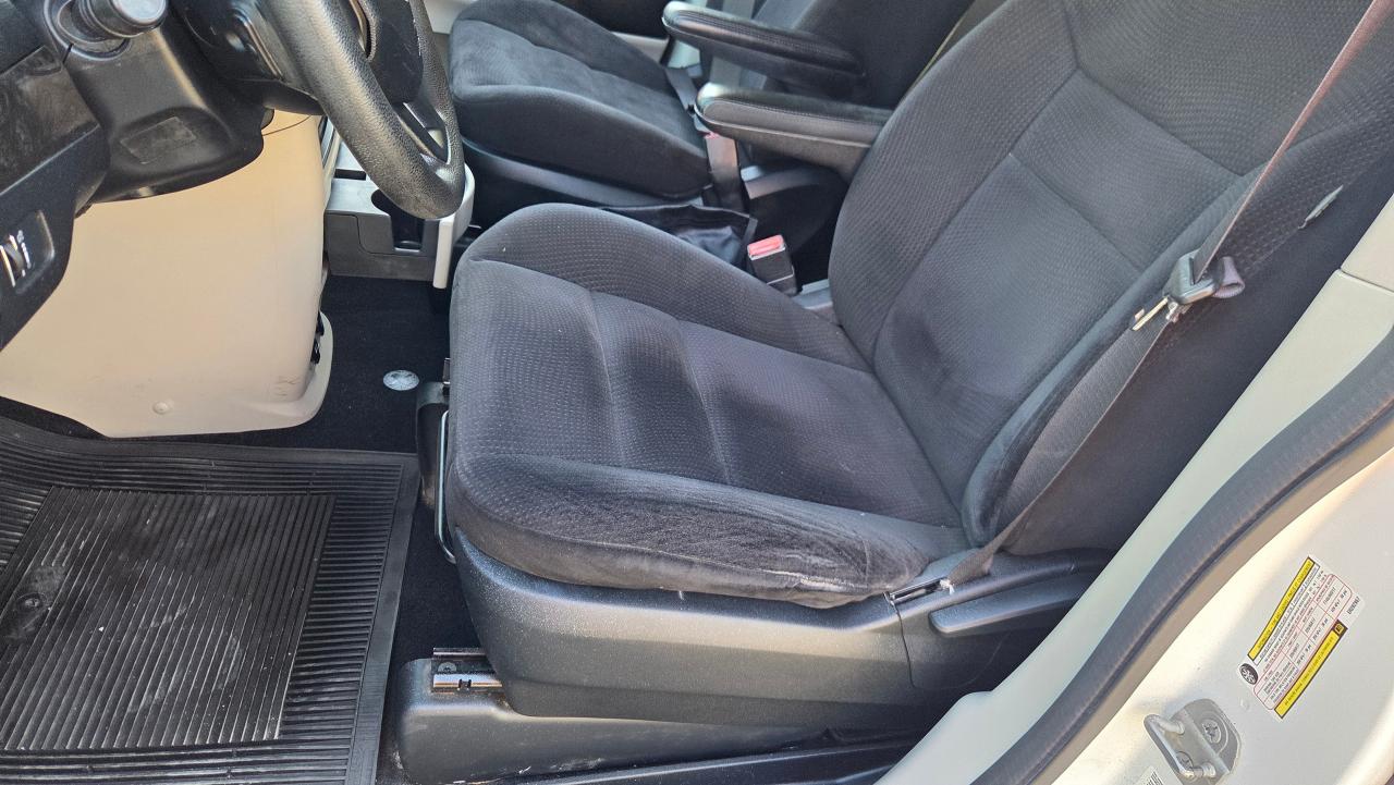2014 Dodge Grand Caravan SE - Photo #13