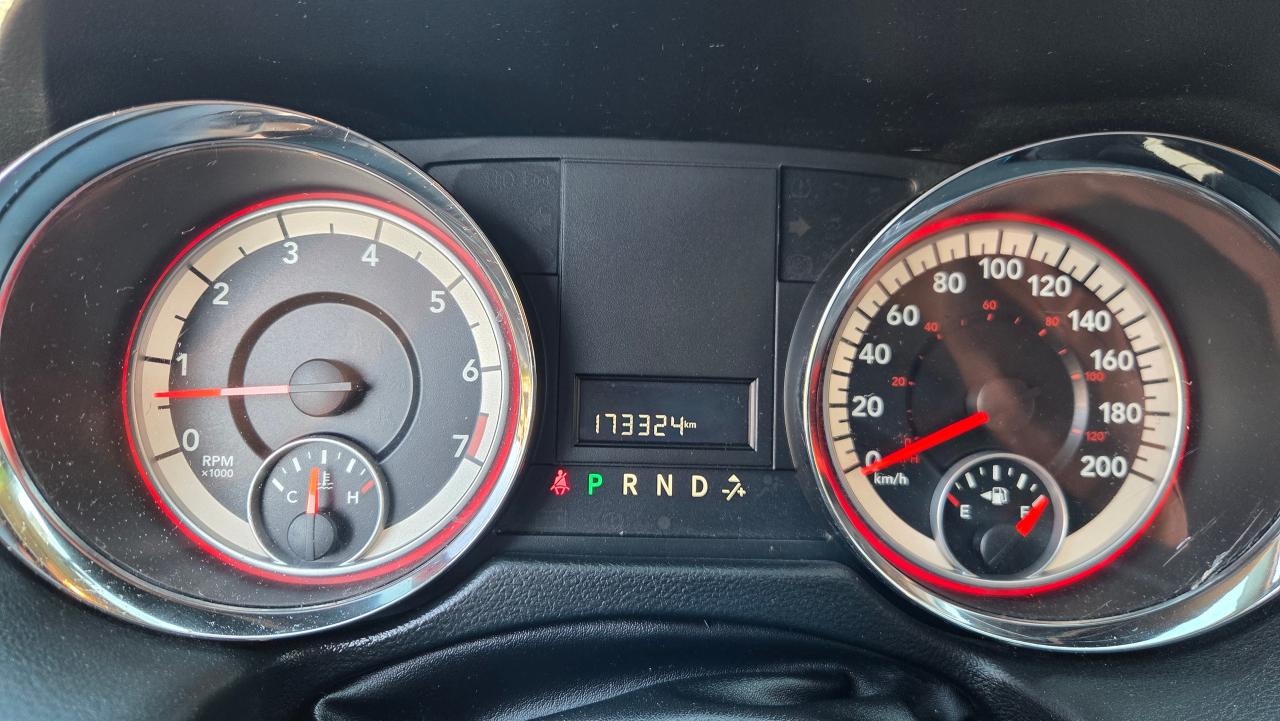 2014 Dodge Grand Caravan SE - Photo #15