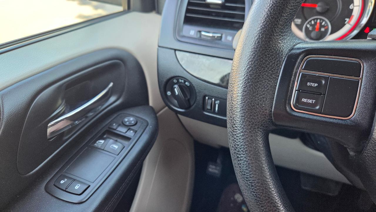 2014 Dodge Grand Caravan SE - Photo #16