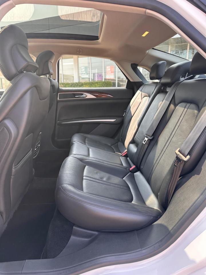 2013 Lincoln MKZ  - Photo #15
