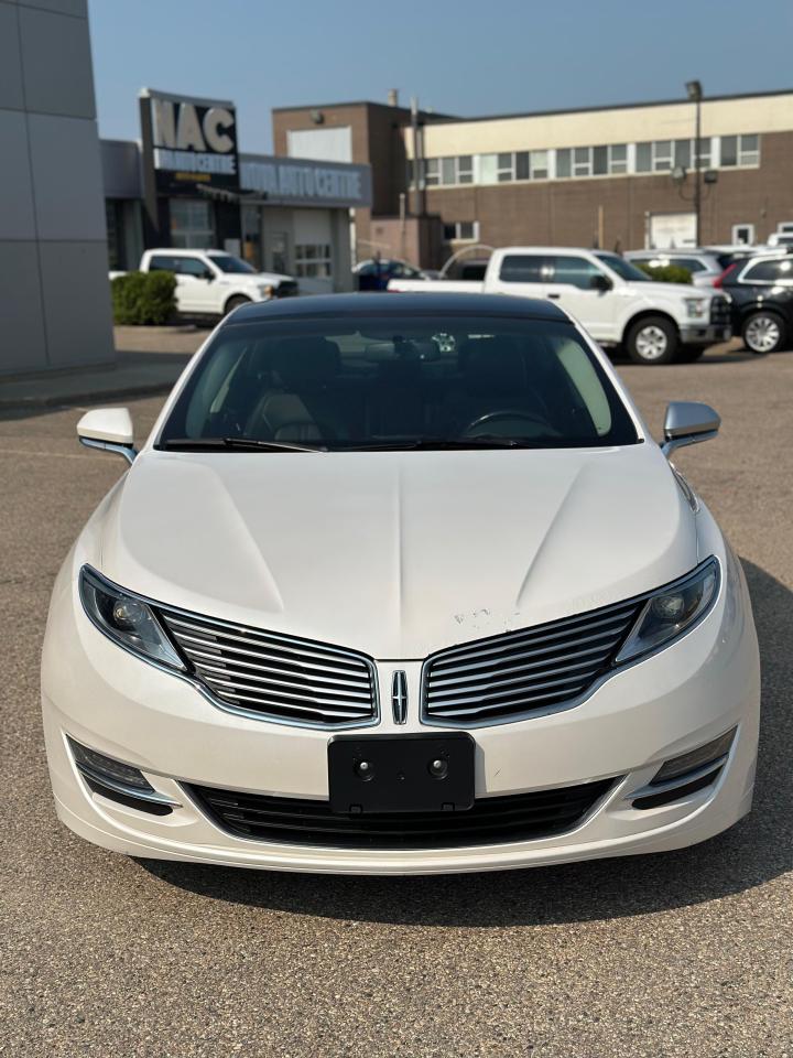 2013 Lincoln MKZ  - Photo #2