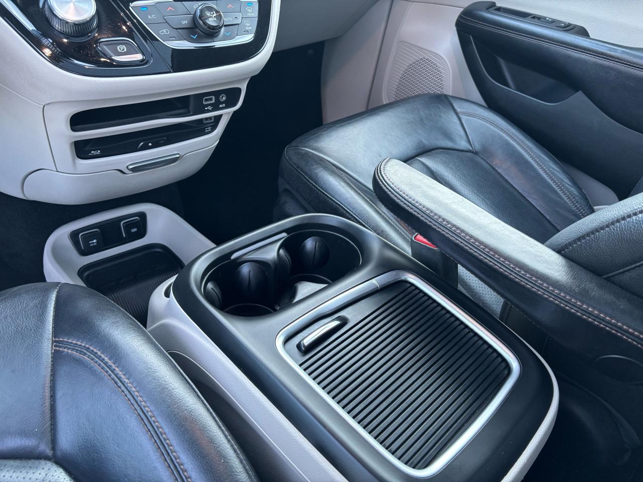 2018 Chrysler Pacifica Touring-L Plus - Photo #14