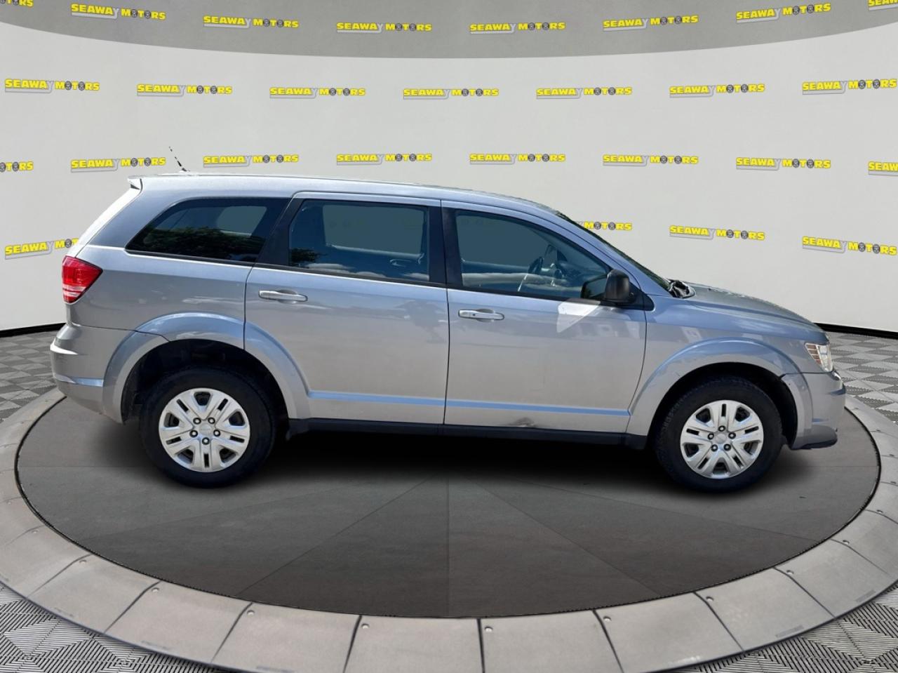 2016 Dodge Journey SE - Photo #2