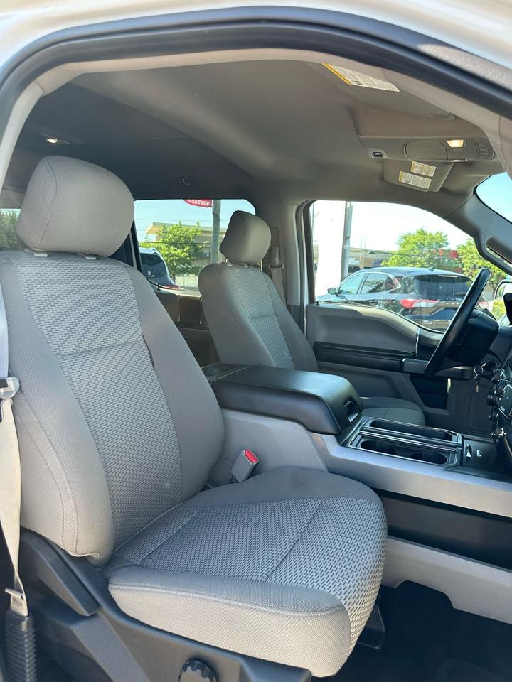 2017 Ford F-150 XLT Photo
