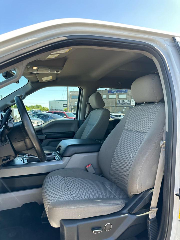 2017 Ford F-150 XLT Photo