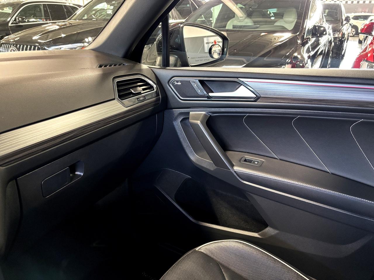 2022 Volkswagen Tiguan R-LINE|4MOTION|NAV|FENDERAUDIO|PANOROOF|LEATHER|++ - Photo #19