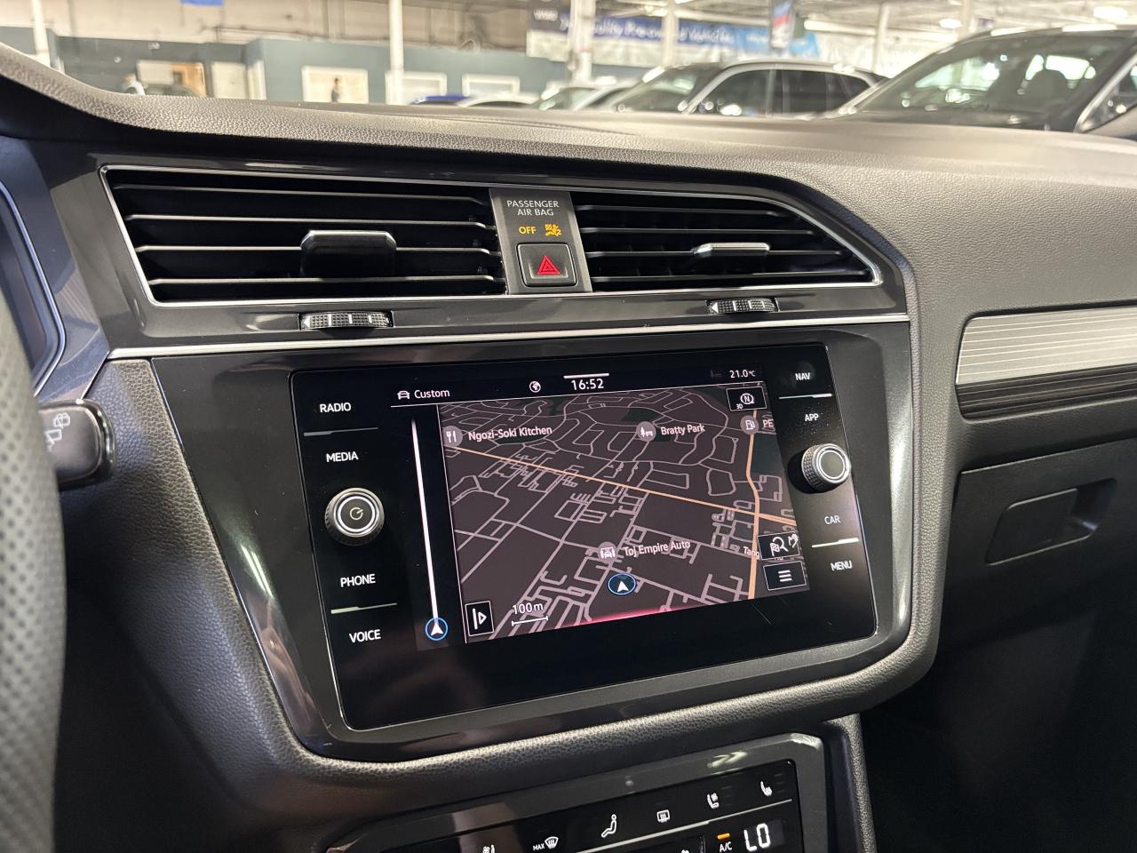 2022 Volkswagen Tiguan R-LINE|4MOTION|NAV|FENDERAUDIO|PANOROOF|LEATHER|++ - Photo #21