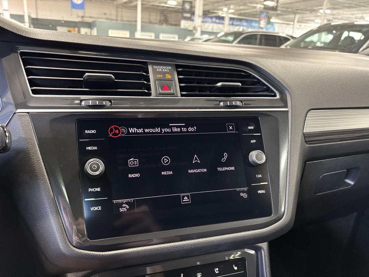 2022 Volkswagen Tiguan R-LINE|4MOTION|NAV|FENDERAUDIO|PANOROOF|LEATHER|++ - Photo #23