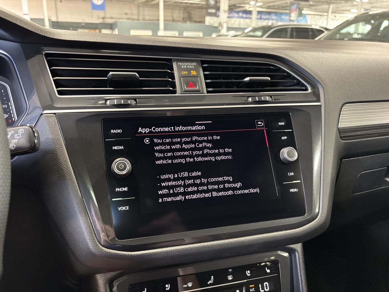 2022 Volkswagen Tiguan R-LINE|4MOTION|NAV|FENDERAUDIO|PANOROOF|LEATHER|++ - Photo #24