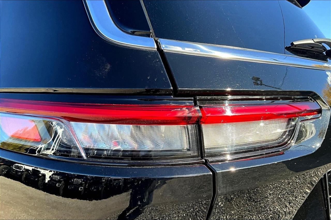 2023 Jeep Grand Cherokee L Overland | LuxTechIV | ProTechIII | McIntosh 4X4 Photo