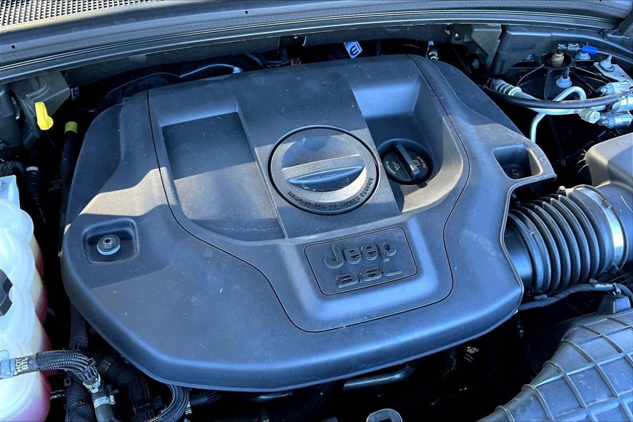 2023 Jeep Grand Cherokee L Overland | LuxTechIV | ProTechIII | McIntosh 4X4 Photo